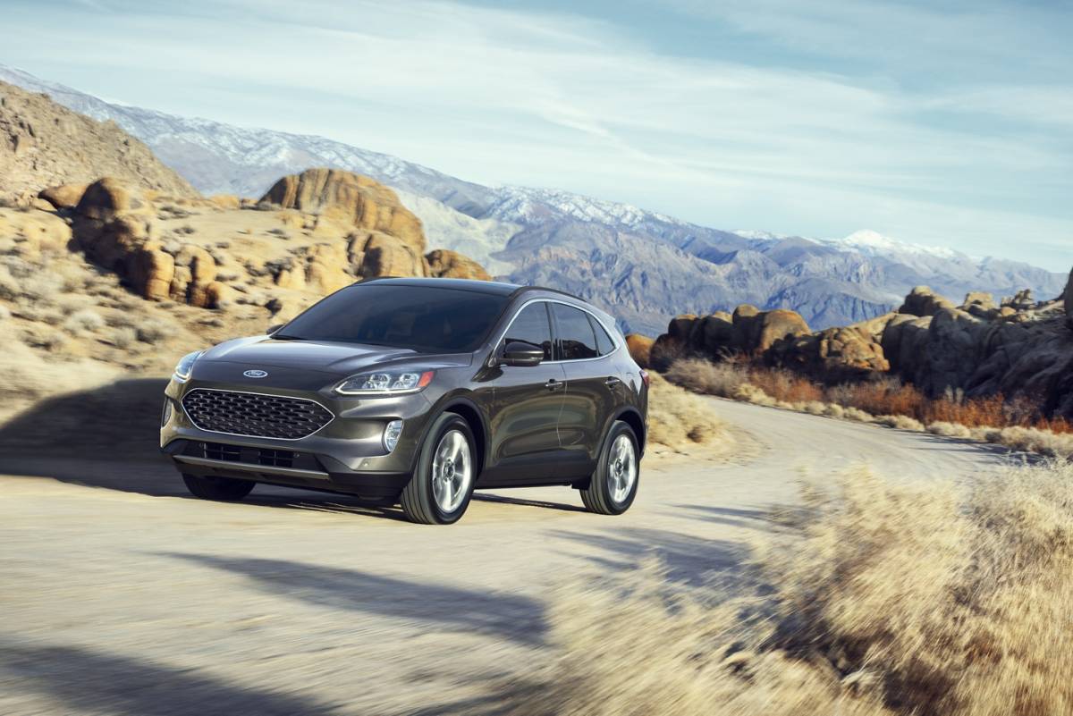 Giá xe Ford Escape 2020